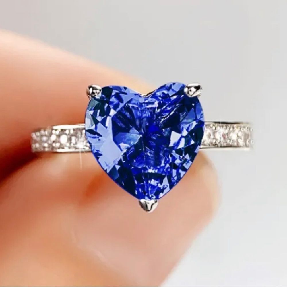 PINK SAPPHIRE HEART RING - Picture 7 of 8